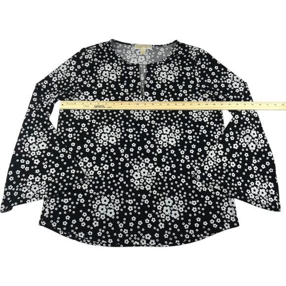 Michael Kors - Women's Black / White Flower Blouse - Size: Large - Picture 6 of 8